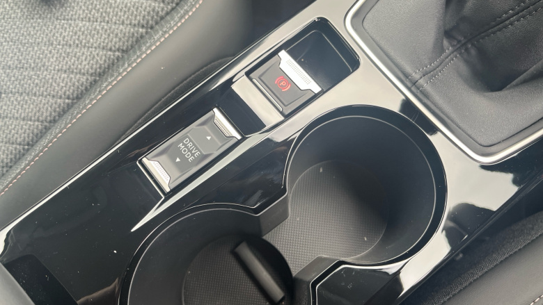 Peugeot 208 1.2 PureTech 100 Allure 5dr Petrol Hatchback